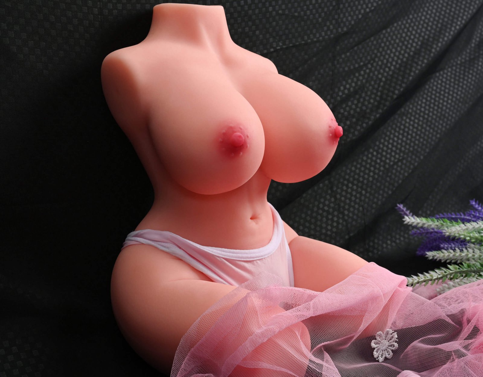 36D Amy Big Boobs