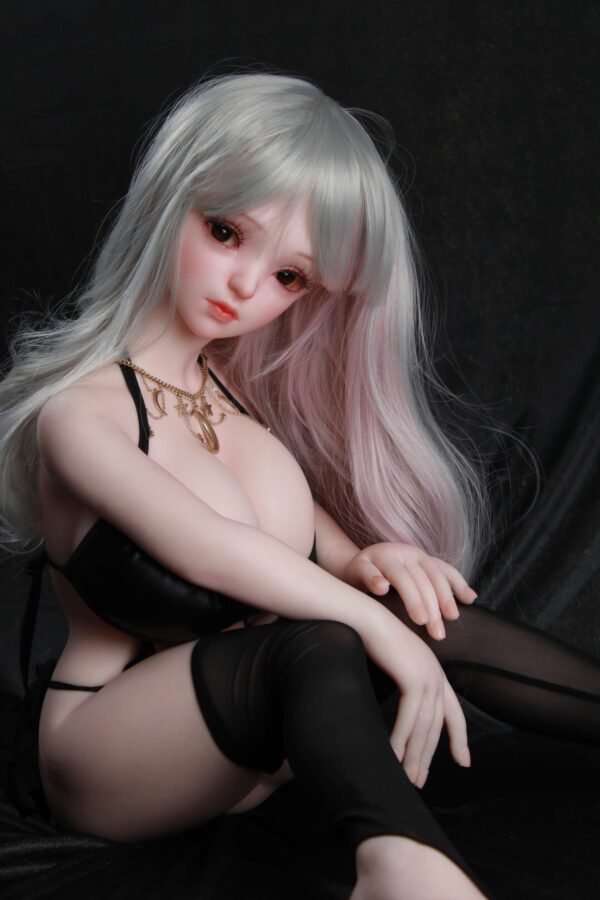 Clara 1:1 Scale Large Breast Action Figure Doll (3' 3"/100cm)