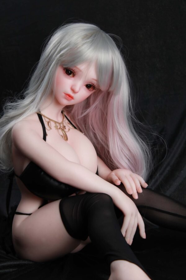 Clara 1:1 Scale Large Breast Action Figure Doll (3' 3"/100cm)