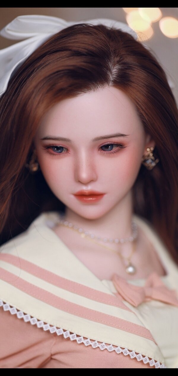 Camila 1:1 Scale Medium Breast Action Figure Doll (4'/123cm)