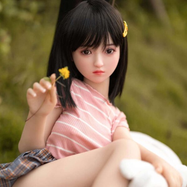 Amelia 1:1 Scale Medium Breast Action Figure Doll (4'/123cm)